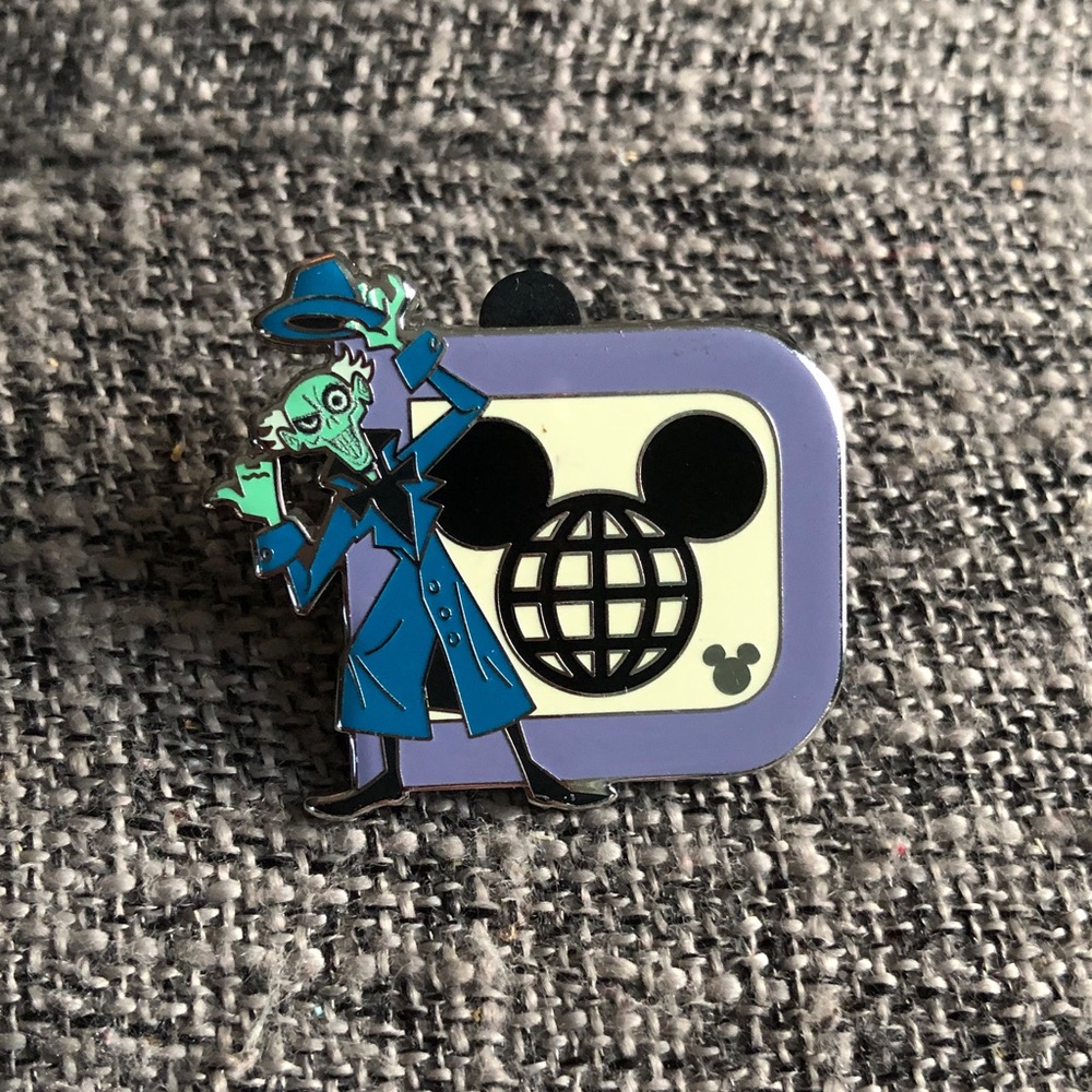 Authentic Hidden Mickey pin. Each pin $10 or 4 pins for $35, additional pins $7. - Picture 3 of 8